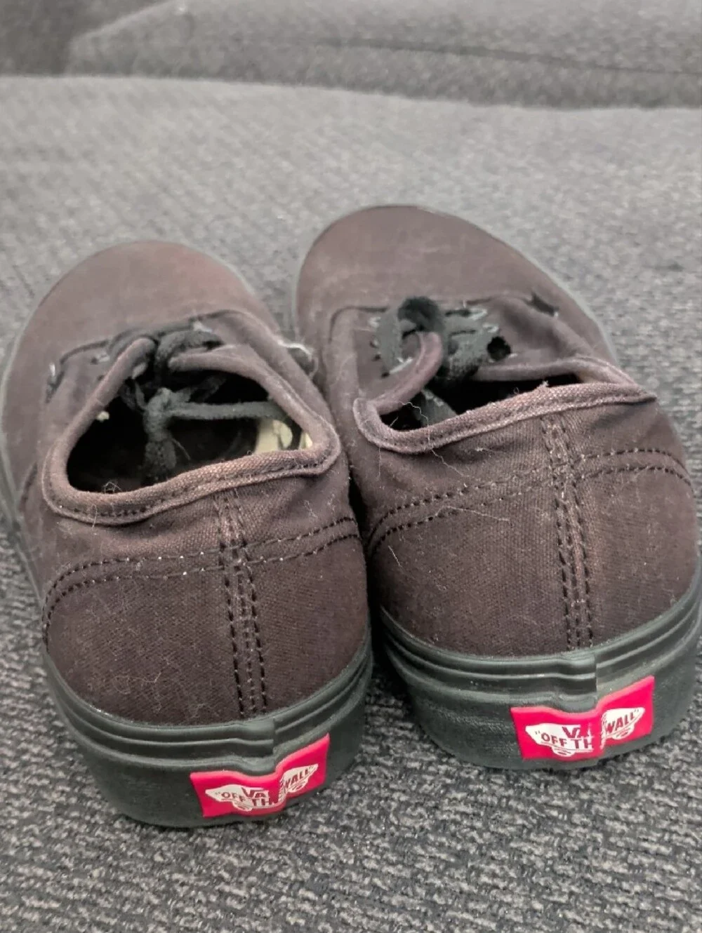 Vans Black Canvas Low-Top Lace-Up Sneakers
